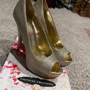 Chinese Laundry Glitter Heels